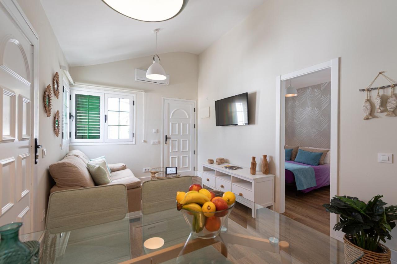 Homeforguest Modern And New Beachfront Apartment Ла-Оліва Екстер'єр фото